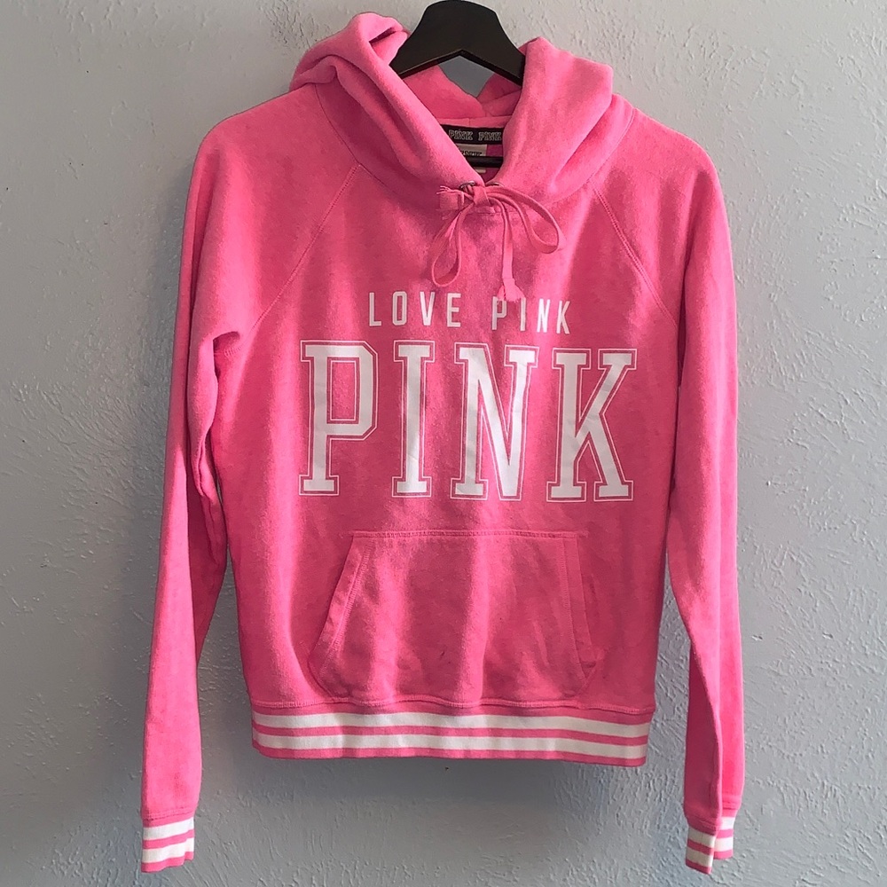 Va hoodie